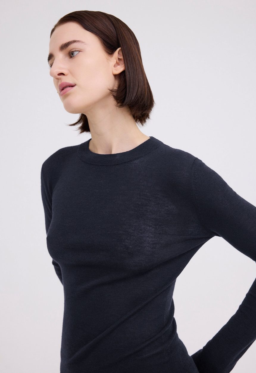 Jac + Jack Clue Merino Wool Sweater - Darkest Navy